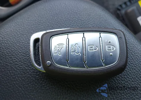 2019 Hyundai Ioniq Hybrid Blue из США, поврежденный, VIN KMHC65LC2KU118766